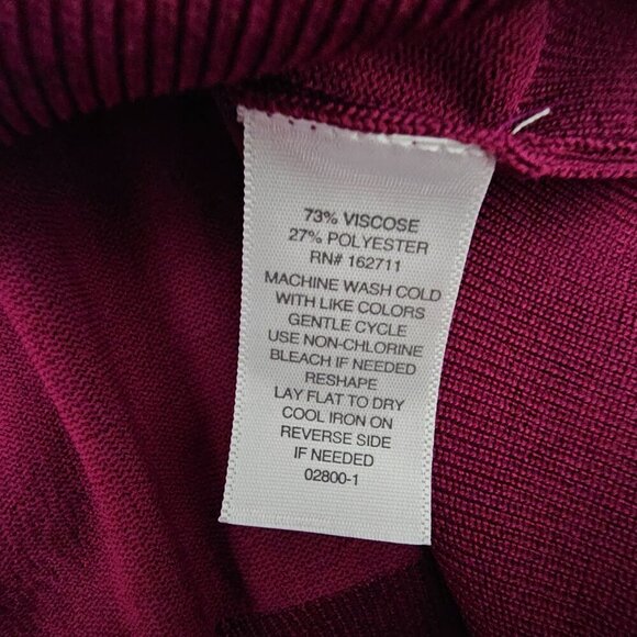 Liz Claiborne Sleeveless Scalloped Knit Raspberry Tank Top - Picture 5 of 5